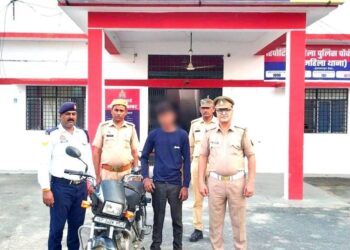 बच्चे को बाइक से स्टंट कराना पड़ा भारी, अब खाएंगे जेल की रोटी..