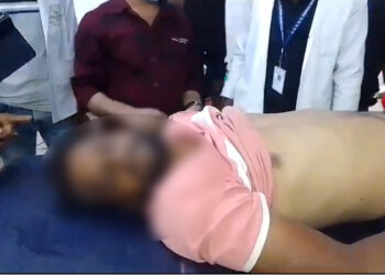 बदमाशों ने युवक को गोलियों से उड़ाया, पिता की भी हो चुकी है हत्या