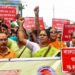 बांग्लादेश में हिंदुओं पर अत्याचार जारी, गुवाहाटी में विरोध-प्रदर्शन