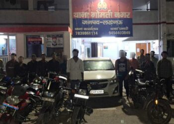 गोमतीनगर में बीच सड़क हुड़दंग, मारपीट, 23 गिरफ्तार