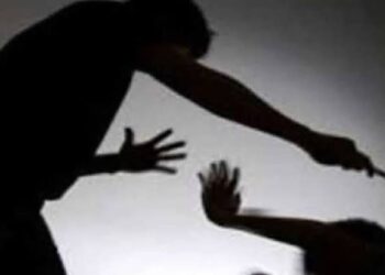 छात्राओं की सिसकियों ने सुनाईं दर्द की दास्तां
