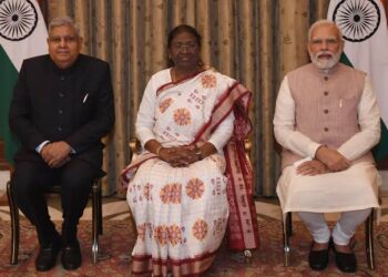 जन्माष्टमी पर राष्ट्रपति, उपराष्ट्रपति और प्रधानमंत्री ने दी देशवासियों को बधाई