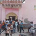 मंदिर परिसर में मांस देख भड़के हिंदूवादी, महंत की तहरीर पर रिपोर्ट दर्ज