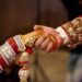 80 साल के बुजुर्ग को चढ़ा इश्क का बुखार, 35 साल की महिला से हुआ प्यार, की शादी