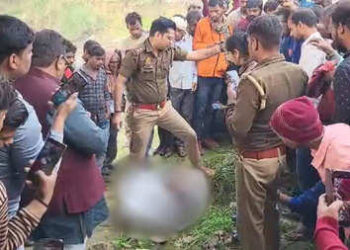 करहल में वोटिंग के बीच युवती की हत्या से हड़कंप, सपा नेता पर गंभीर आरोप