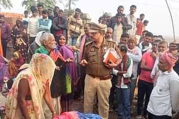 जुड़वा दुधमुंही बच्चियों को जहर देकर मारने के बाद पिता ने फांसी लगाकर दी जान