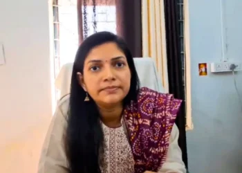 महिला अफसर को मिली जान से मारने की धमकी, एफआईआर के बाद भी नहीं हुई कार्रवाई