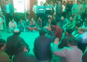एंटी करप्शन टीम ने लेखपाल व मुंशी को किया गिरफ्तार