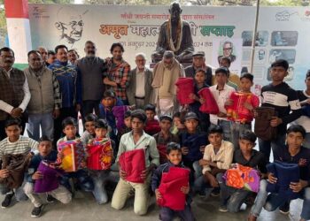 देश की उन्नति के लिए बच्चों का शिक्षित होना बेहद जरूरी: अभिनेता