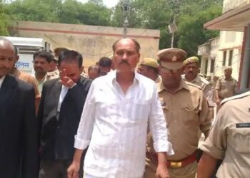 जहरीली शराब कांड में सपा विधायक के खिलाफ गैंगस्टर एक्ट के तहत केस दर्ज