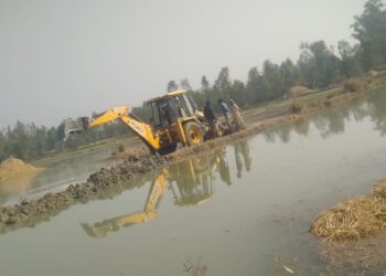 विभागीय लापरवाही से सैकड़ो बीघे फसल जलमग्न