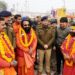 महाकुंभ मेले में महानिर्वाणी अखाड़े की धर्म ध्वजा के साथ भव्य पेशवाई पहुंची छावनी