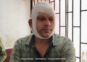 दिनदहाड़े बदमाशों ने सरकारी कर्मचारी से लूटी बाइक