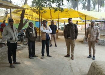 प्रेमिका के घरवालों ने किया प्रताड़ित तो युवक ने कर ली आत्महत्या