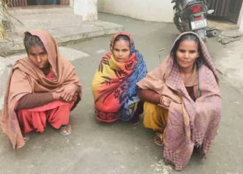 कुशीनगर में लड़की भगाने की ‘तालिबानी सजा’, लड़के के परिवार को मारा महिलाओं को नंगा घुमाया