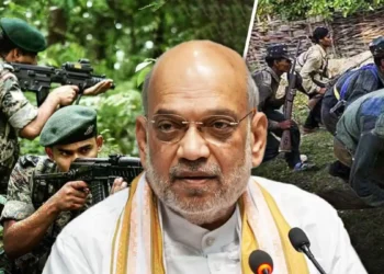 अमित शाह के दौरे से पहले बड़ी मुठभेड़, जवानों ने 15 से अधिक नक्सलियों को किया ढेर, जारी है फायरिंग