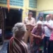 मां चाय और बिस्किट देकर बाहर गई, बेटे ने मार ली गोली