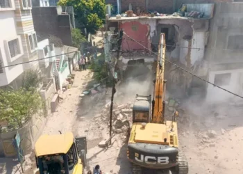 दिल्ली के बाद अब हरियाणा में बुलडोजर एक्‍शन, इन धार्मिक स्‍थलों को तोड़ने का नोटिस जारी