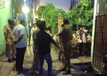 मां ने प्रेमी संग रची खौफनाक साजिश: बेटी की हत्या, फिर शव के पास मनाई शराब पार्टी
