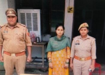 पति के आँखों में मिर्च पाउडर झोंक चाकू से काट लिया प्राइवेट पार्ट