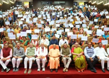 अगर किसी को करना है यमराज के दर्शन तो किसी बेटी को छेड़ने की करें हिम्मत : सीएम योगी