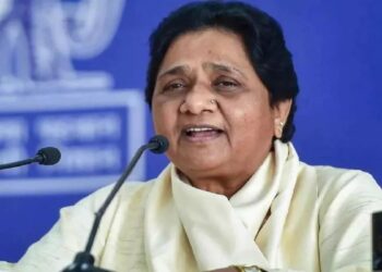 बसपा को मन और धन से मजबूत करें: मायावती ने की पांच राज्यों की समीक्षा बैठक
