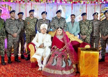 बलिदान हुआ जवान तो सीआरपीएफ जवानों ने दो बेटियों की शादी में किया कन्यादान
