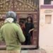 नौकरी जाने से अवसाद ग्रस्त भरत नगर की युवती ने व्यवसायी पर किया चाकू से हमला, पत्रकार ने बचाई जान