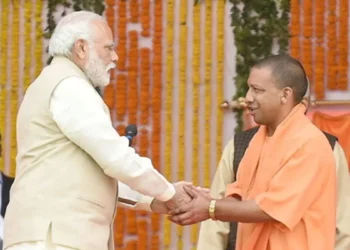 पीएम मोदी और सीएम योगी के हाथों काशी में वॉलीबॉल महाकुंभ का शुभारंभ