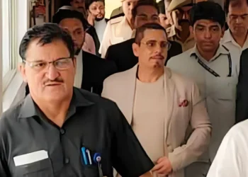 शिकोहपुर जमीन सौदा: प्रियंका गांधी के पति रॉबर्ट वाड्रा को मिली जमानत