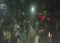 लखनऊ में बिजली संकट पर भारी बवाल: पावर हाउस पर आधी रात उग्र भीड़ का पथराव
