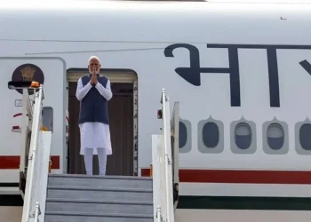 फ्रांस और स्लोवाकिया दौरे पर रवाना हुए पीएम मोदी