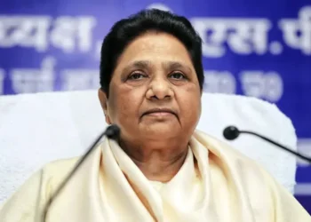 मायावती का विरोधियों पर तीखा हमला, बोलीं ‘पूंजीपतियों के दम पर नहीं, समर्थकों के बल पर चलती है बसपा’