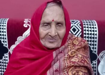फैजुल्लागंज ‘तृतीय’ वार्ड के पार्षद ललित किशोर तिवारी की माँ का निधन