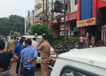 सीतापुर के होटल में हरदोई की महिला का शव मिलने से सनसनी, पति से चल रहा था विवाद